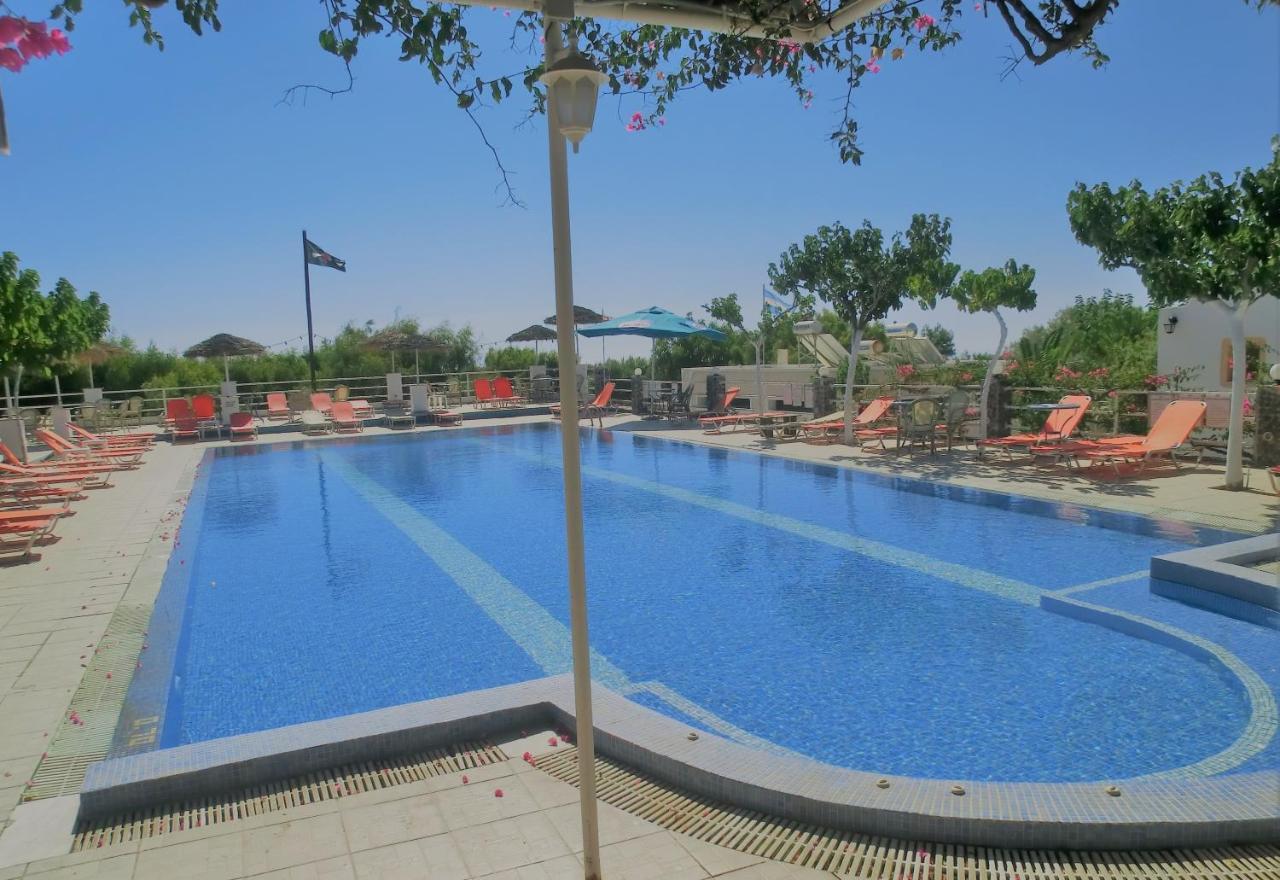Santorini Camping & Hostel ฟิรา ภายนอก รูปภาพ